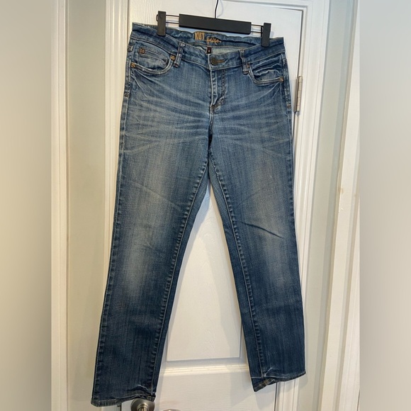 Kut From The Kloth Catherine Boyfriend Jeans Denim Straight Leg Med Wash Size 6 - Picture 1 of 13